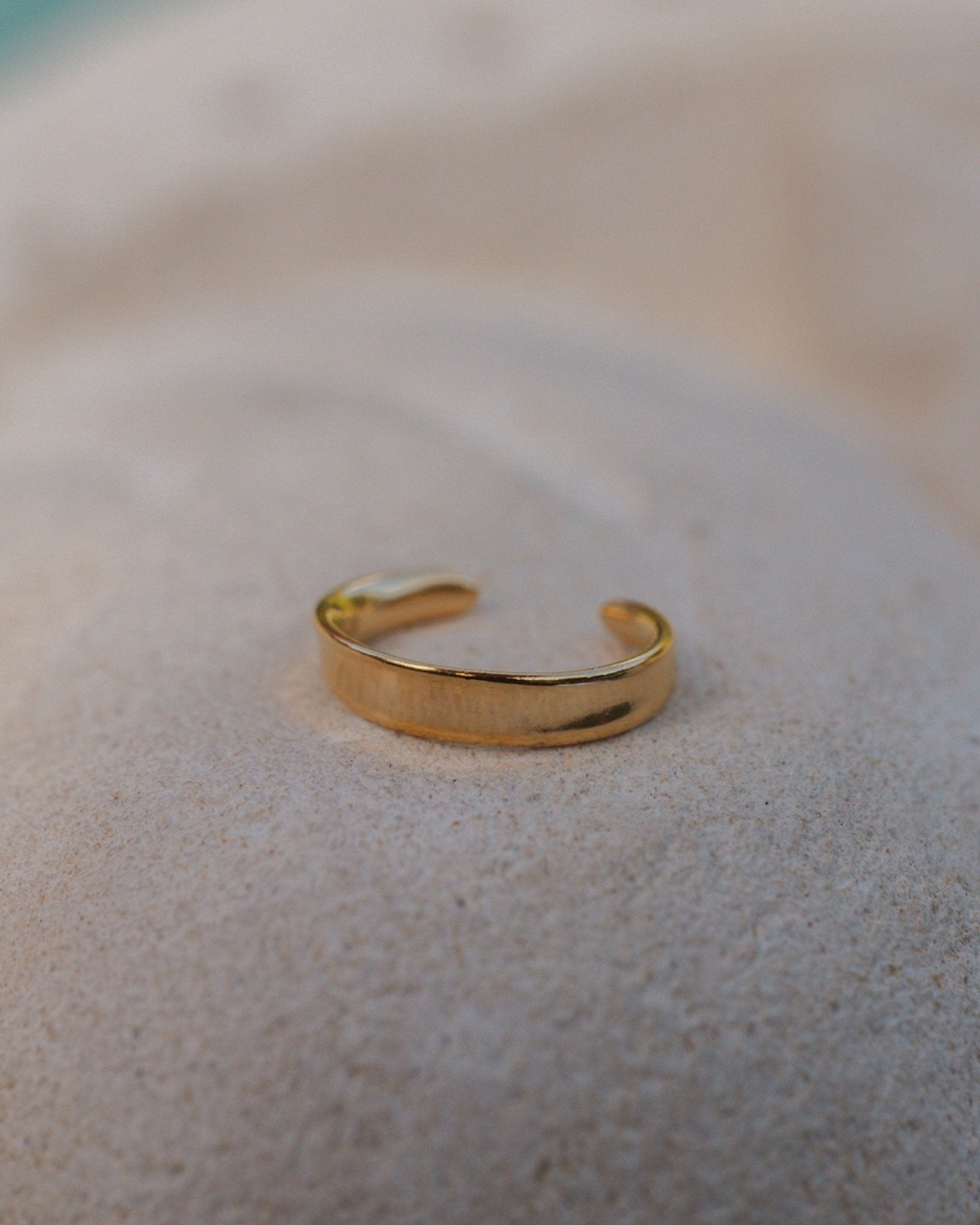 Ella Earcuff Nella & Sina