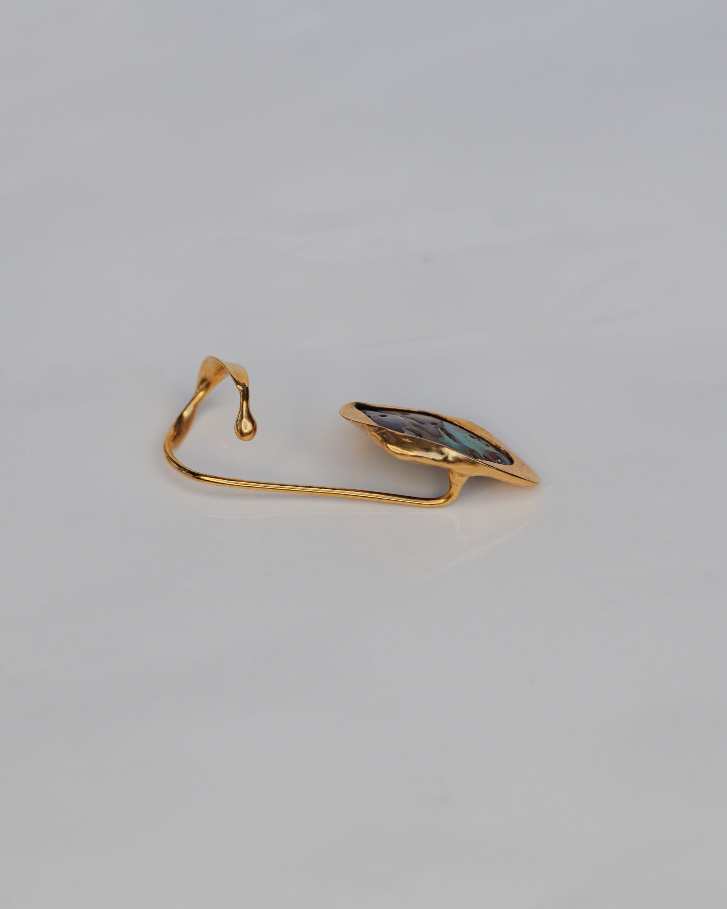 Iridesca Earcuff Nella & Sina